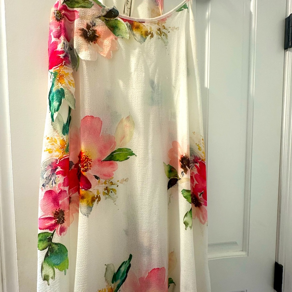 Aratta white dress with floral designs. 

Size M